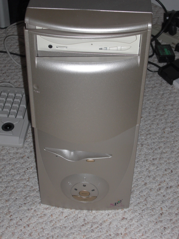 -AMD Athlon 900 CPU-640MB Ram-10.1 gig HDD-Modem-64 Meg Nvidia Video Card-Network Card-CD Rom drive-NO OS, no keyboard, no mouse, just the case and internals.Runs great, no issues.  Fast enough to run Windows XP well, plenty of memory for day to day tasks. Location: Leesburg, VAits NOT ok to contact this poster with services or other commercial interests		